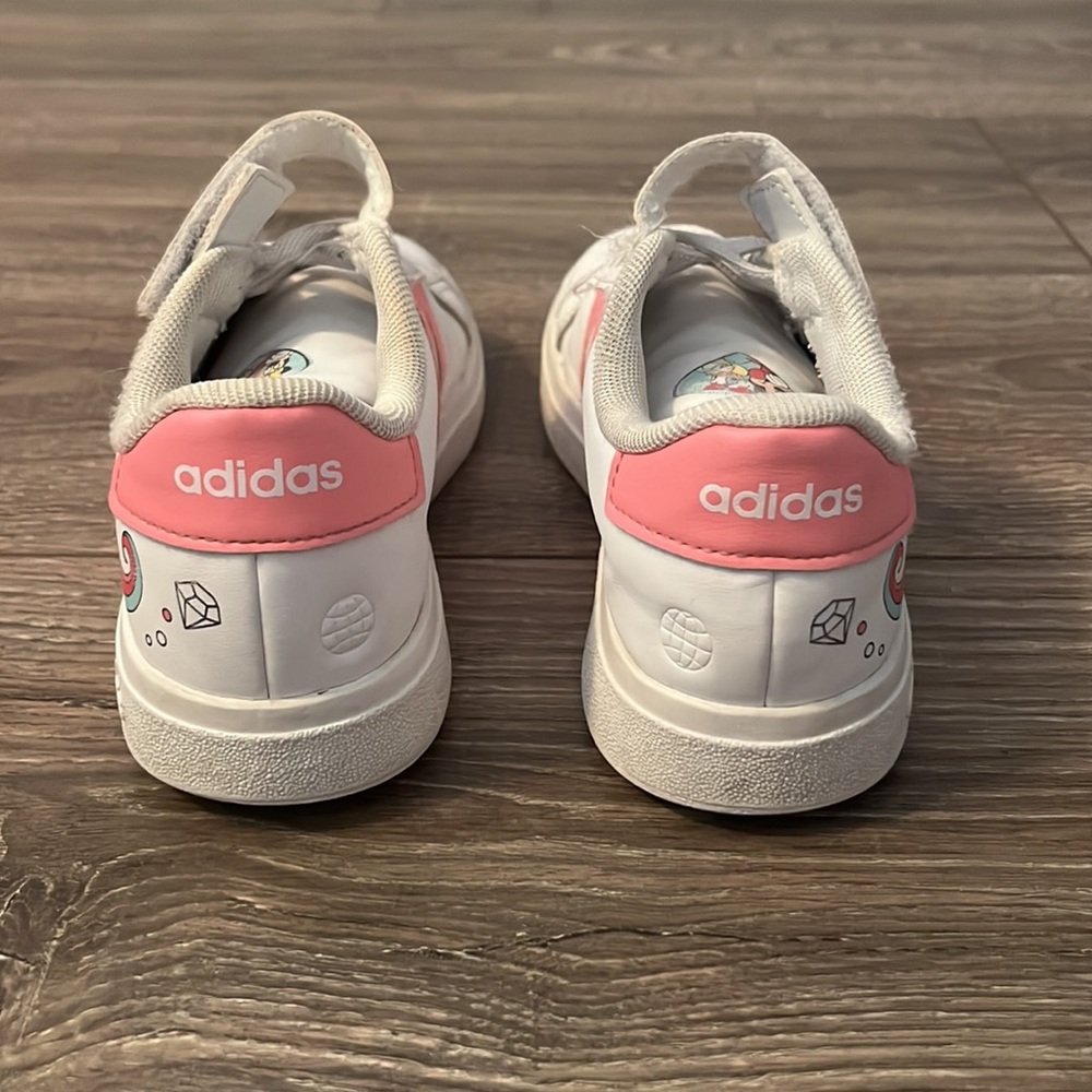 Adidas Size 2 sneakers - Picture 4 of 14